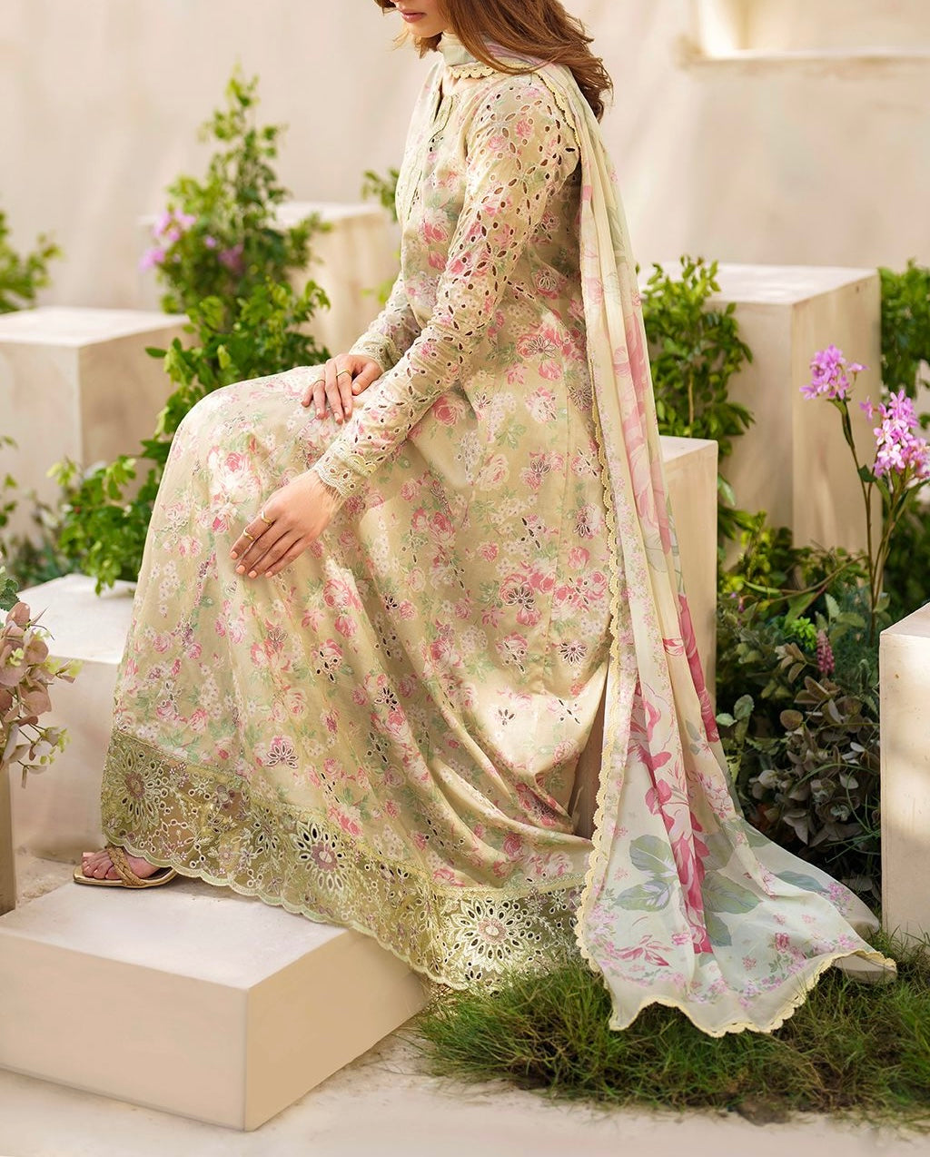 Iznik Luxury Lawn Formal Wear Dress |5261