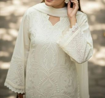 Motifz Luxury Lawn Collection |5432