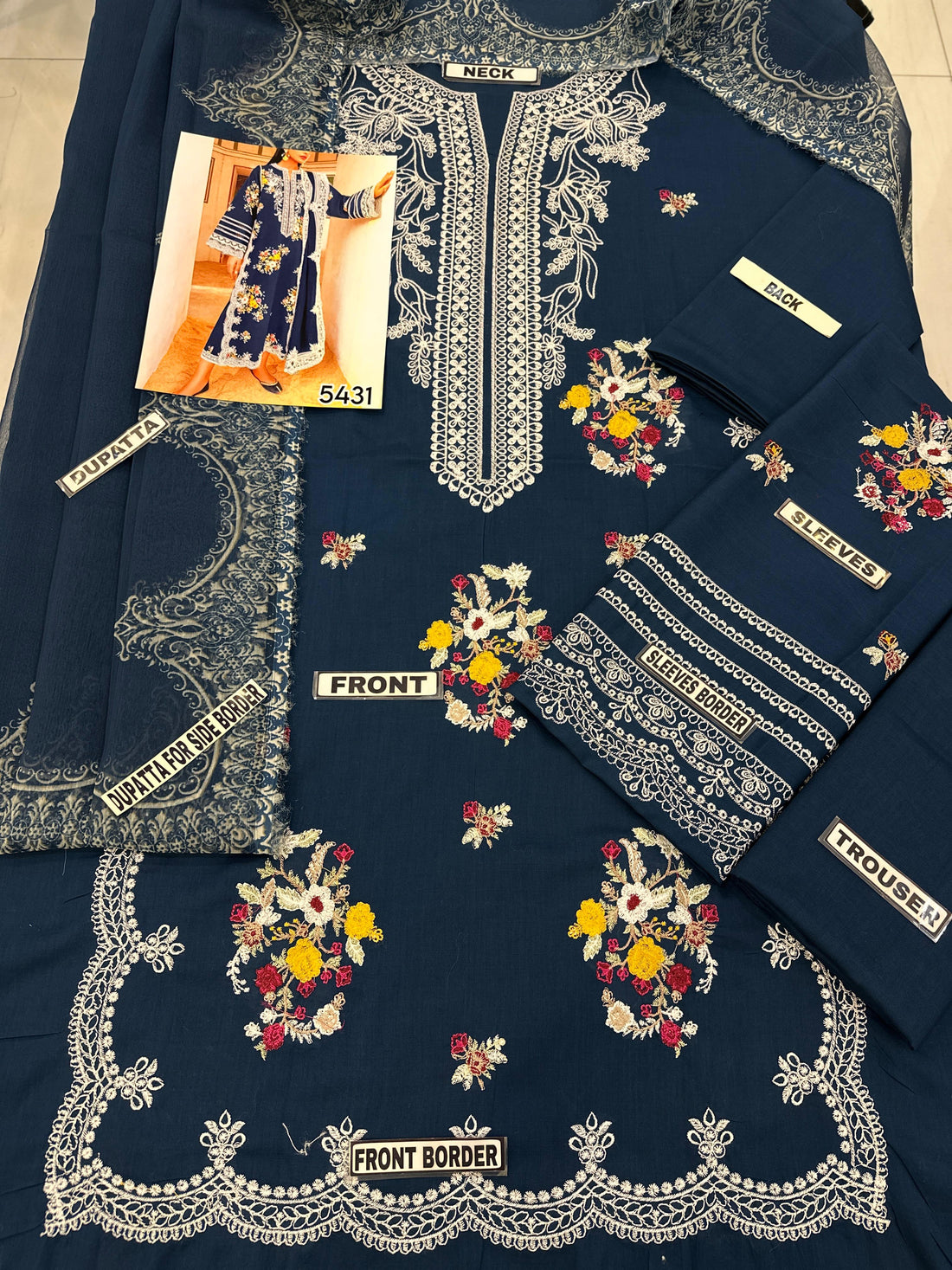 Crimson Lawn Emb Collection |5431