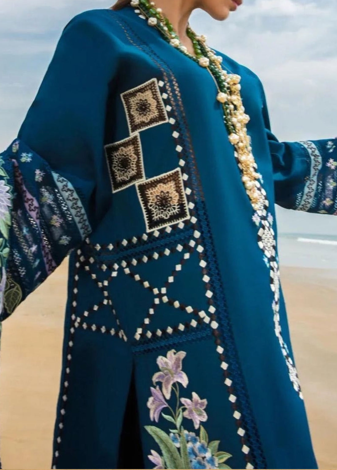 Crimson Embroidered Lawn Suits Unstitched 3 Piece |Kssl-241